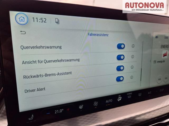 Ford Kuga Titanium 243PS PHEV Automatik schwenkb. AHK Sitzheizung v+h Lenkradheizung Frontscheibe beheizb. Klimaautomatik Navi SYNC4 Apple CarPlay Android Auto Touchscreen PDC 4xKamera 2xKeyless 17"LM vollelektr. Reichweite 66KM 