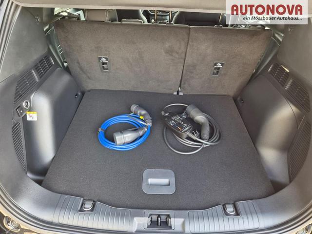 Ford Kuga Titanium 243PS PHEV Automatik schwenkb. AHK Sitzheizung v+h Lenkradheizung Frontscheibe beheizb. Klimaautomatik Navi SYNC4 Apple CarPlay Android Auto Touchscreen PDC 4xKamera 2xKeyless 17"LM vollelektr. Reichweite 66KM 