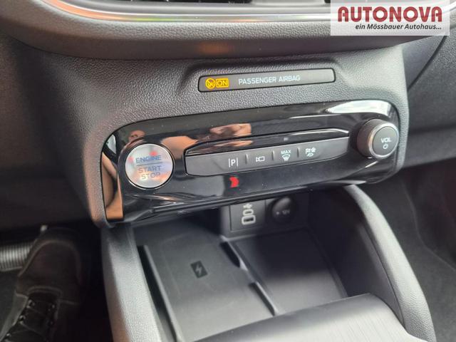 Ford Kuga Titanium 243PS PHEV Automatik schwenkb. AHK Sitzheizung v+h Lenkradheizung Frontscheibe beheizb. Klimaautomatik Navi SYNC4 Apple CarPlay Android Auto Touchscreen PDC 4xKamera 2xKeyless 17"LM vollelektr. Reichweite 66KM 