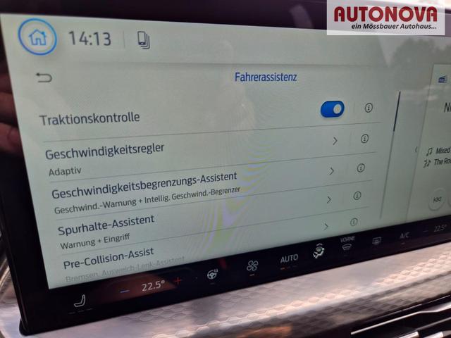 Ford Kuga Titanium 243PS PHEV Automatik elektr. PanoDach Sitzheizung v+h Lenkradheizung Frontscheibe beheizb. Klimaautomatik Navi SYNC4 Apple CarPlay Android Auto Touchscreen PDC 4xKamera 2xKeyless 17"LM vollelektr. Reichweite 66KM 