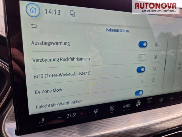 Ford Kuga Titanium 243PS PHEV Automatik elektr. PanoDach Sitzheizung v+h Lenkradheizung Frontscheibe beheizb. Klimaautomatik Navi SYNC4 Apple CarPlay Android Auto Touchscreen PDC 4xKamera 2xKeyless 17"LM vollelektr. Reichweite 66KM 