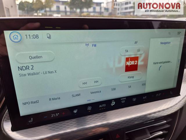 Ford Kuga Titanium 243PS PHEV Automatik schwenkb. AHK Sitzheizung v+h Lenkradheizung Frontscheibe beheizb. Klimaautomatik Navi SYNC4 Apple CarPlay Android Auto Touchscreen PDC 4xKamera 2xKeyless 17"LM vollelektr. Reichweite 66KM 