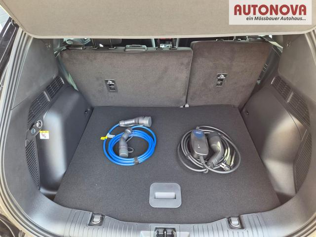 Ford Kuga Titanium 243PS PHEV Automatik schwenkb. AHK elektr. PanoDach Sitzheizung v+h Lenkradheizung Frontscheibe beheizb. Klimaautomatik Navi SYNC4 Apple CarPlay Android Auto Touchscreen PDC 4xKamera 2xKeyless 17"LM vollelektr. Reichweite 66KM 