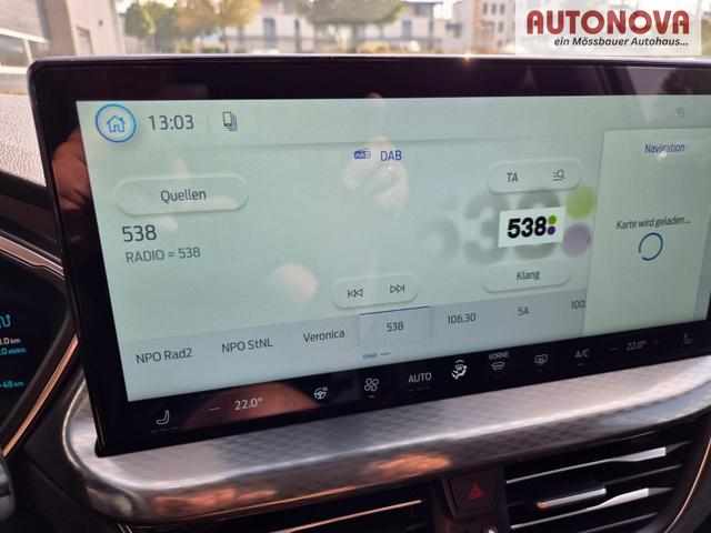 Ford Kuga Titanium 243PS PHEV Automatik schwenkb. AHK elektr. PanoDach Sitzheizung v+h Lenkradheizung Frontscheibe beheizb. Klimaautomatik Navi SYNC4 Apple CarPlay Android Auto Touchscreen PDC 4xKamera 2xKeyless 17"LM vollelektr. Reichweite 66KM 