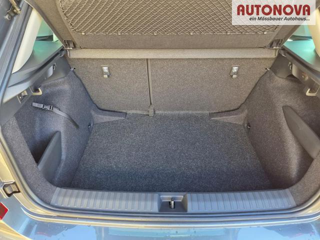 Skoda Kamiq 1.5 TSI 150PS DSG Selection AHK Klimaautomatik Sitzheizung R&uuml;ckf.Kamera PDC Apple CarPlay + Android Auto Tempomat Garantieverl&auml;ngerung 16"LM 