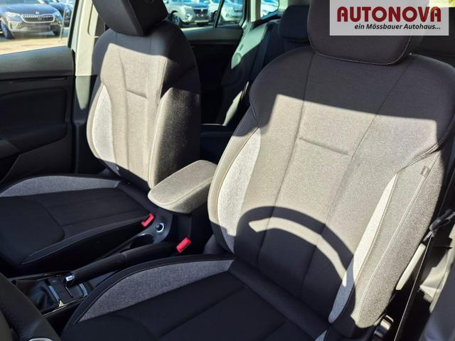 Skoda Kamiq 1.5 TSI 150PS DSG Selection AHK Klimaautomatik Sitzheizung R&uuml;ckf.Kamera PDC Apple CarPlay + Android Auto Tempomat Garantieverl&auml;ngerung 16"LM 