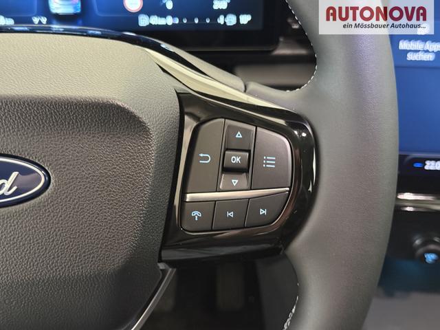 Ford Puma Titanium Cactus Grau