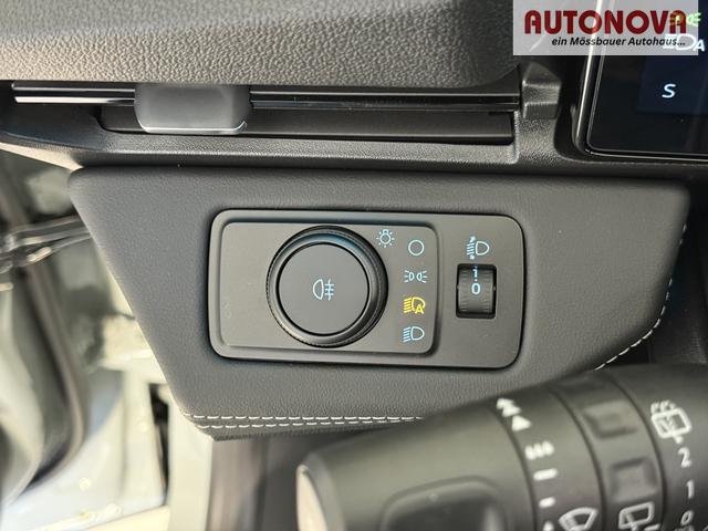 Ford Puma Titanium Cactus Grau