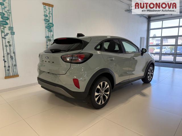 Ford Puma Titanium Cactus Grau