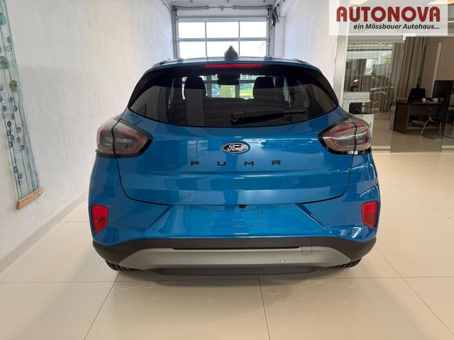 Ford Puma Titanium Digital Aqua Blau