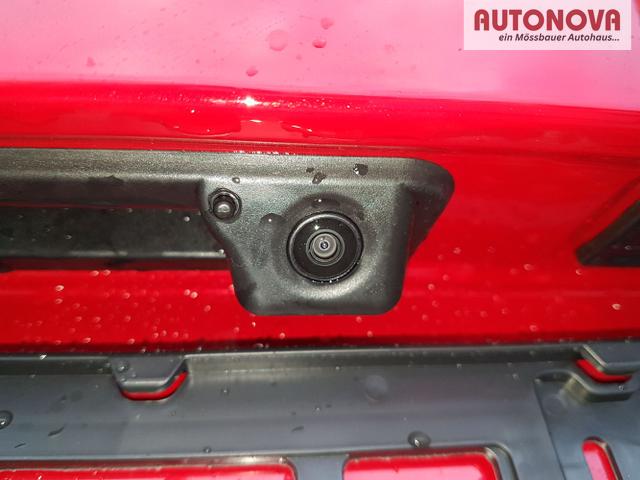 Skoda / Kamiq / Rot / Monte Carlo / / , Beispielbilder, ggf. teilweise mit Sonderausstattung