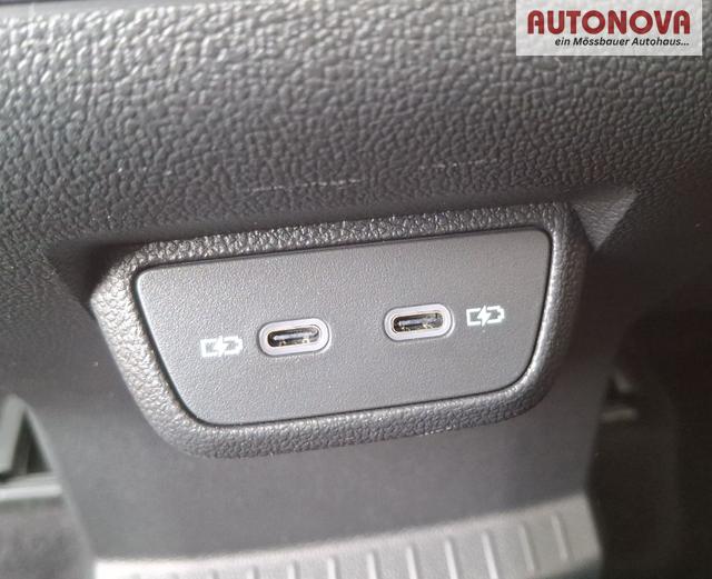 Volkswagen / T-Cross / Schwarz / Limited Life / / , Beispielbilder, ggf. teilweise mit Sonderausstattung