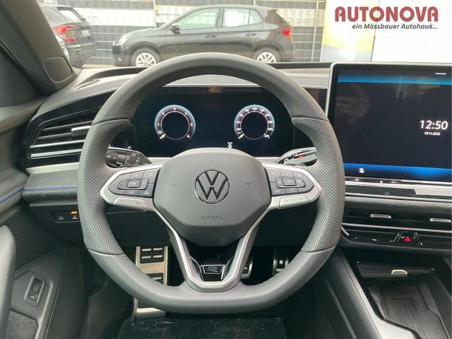 Volkswagen / Passat Variant / Grau / R-Line / Diabasgrau / , Beispielbilder, ggf. teilweise mit Sonderausstattung