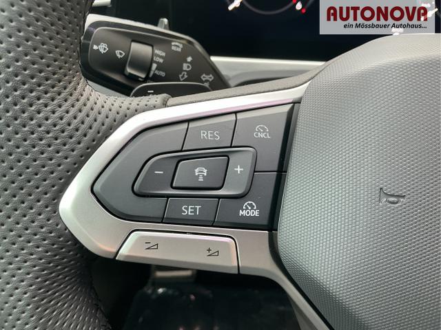 Volkswagen / Passat Variant / Grau / R-Line / Diabasgrau / , Beispielbilder, ggf. teilweise mit Sonderausstattung