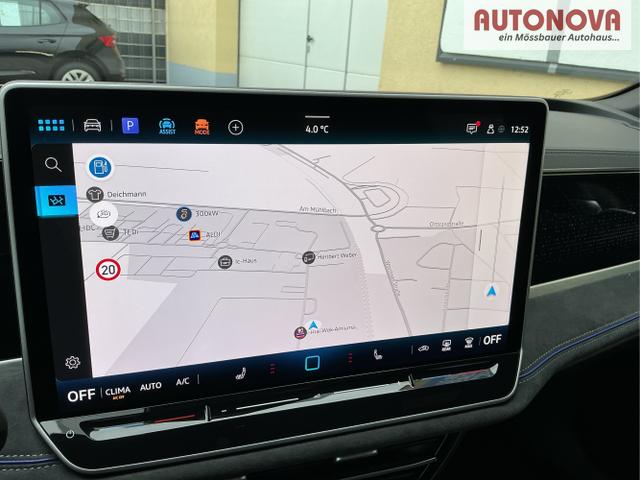 Volkswagen / Passat Variant / Grau / R-Line / Diabasgrau / , Beispielbilder, ggf. teilweise mit Sonderausstattung