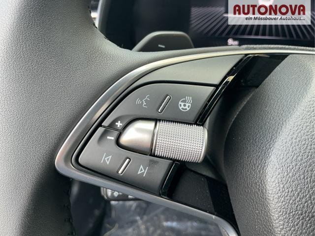 Skoda / Kamiq / Wei&szlig; / Top Selection / Moon White / , Beispielbilder, ggf. teilweise mit Sonderausstattung