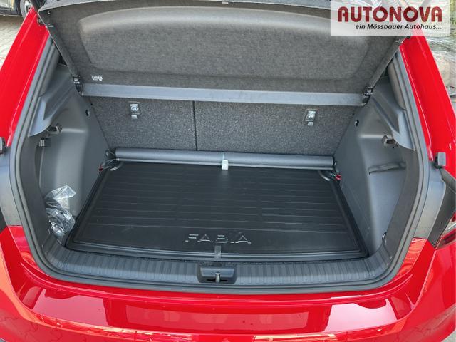 Skoda / Fabia / Rot / Classic+AHK / Velvet Red /Black Magic / , Beispielbilder, ggf. teilweise mit Sonderausstattung