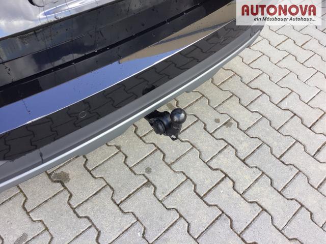 Skoda / Kamiq / Schwarz / Top Selection +AHK / Black Magic / , Beispielbilder, ggf. teilweise mit Sonderausstattung
