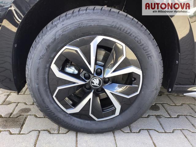 Skoda / Kamiq / Schwarz / Top Selection +AHK / Black Magic / , Beispielbilder, ggf. teilweise mit Sonderausstattung