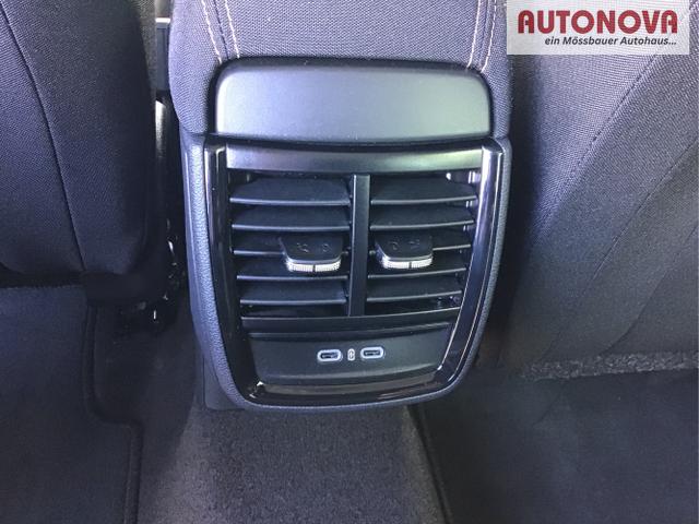 Skoda / Kamiq / Schwarz / Top Selection +AHK / Black Magic / , Beispielbilder, ggf. teilweise mit Sonderausstattung