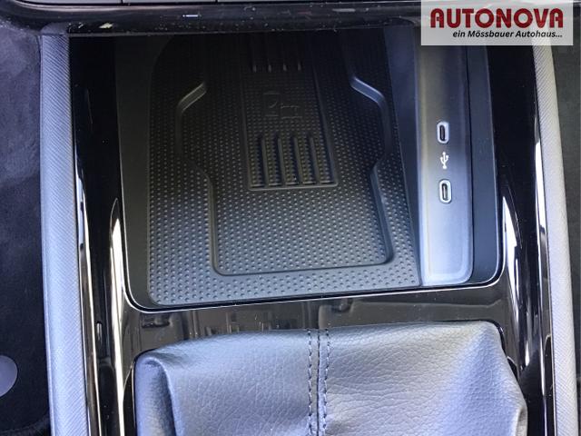 Skoda / Kamiq / Schwarz / Top Selection +AHK / Black Magic / , Beispielbilder, ggf. teilweise mit Sonderausstattung