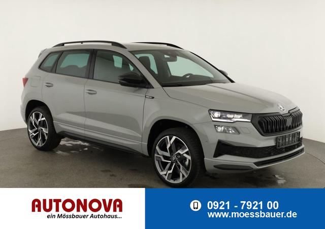 Skoda Karoq - Sportline 1.5 TSI DSG Sportline, Pano, AHK, Navi, CANTON, Matrix, AreaView, Side, FS-beheizbar, 19-Zoll