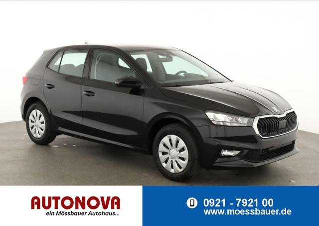Skoda Fabia - Selection 1.0 TSI Selection, AHK, Tempomat, Ladeboden, Park, Winterpaket, SmartLink, 4-J Garantie