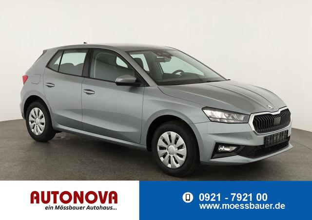 Skoda Fabia - Selection 1.0 TSI Selection, AHK, Tempomat, Ladeboden, Park, Winterpaket, SmartLink, 4-J Garantie