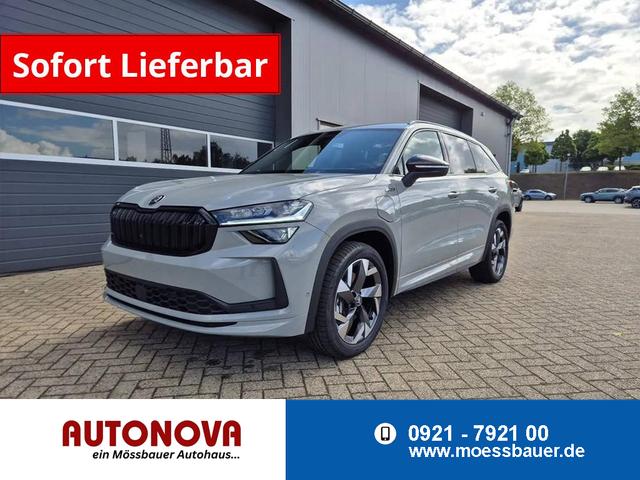 Skoda Kodiaq - Sportline 1.5 TSI 204PS PHEV DSG schwenkb. AHK elektr. PanoDach HUD Alcantara PDC v+h 360&deg;Kamera CANTON Sound Klimaautomatik Sitzheizung Lenkradheizung Navi Apple CarPlay Android Auto 2xKeyless 19"LM vollelektr. Reichweite 116KM