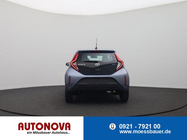 Toyota Aygo X - Pure 1.5 Hybrid 116PS Automatik Sitzheizung Klimaautomatik R&uuml;ckf.Kamera AbstandsTempomat Nebelscheinw. Multifunktionslenkrad Bluetooth Touchscreen Apple CarPlay + Android Auto 2xKeyless