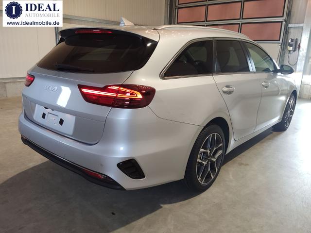 Kia / Ceed Sportswagon / Silber / / / , Beispielbilder, ggf. teilweise mit Sonderausstattung