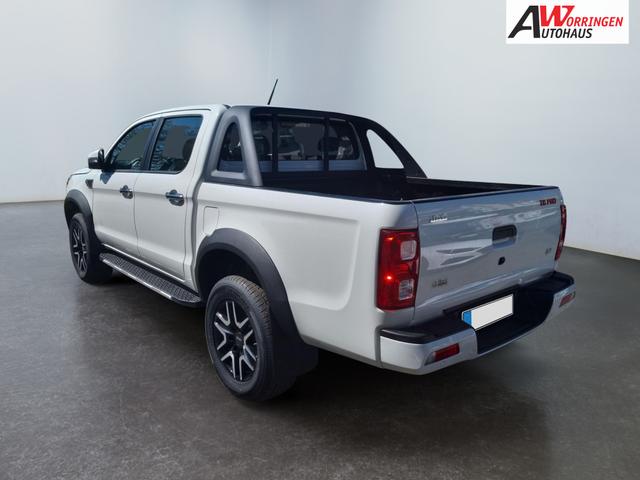 JAC Motors / T8 Pick Up Doppelkabine / Weiß / Pro / / 