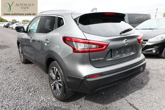 Nissan Qashqai N-WAY 1.3 DIG-T 160 DCT Pano Nav PDC Kam 