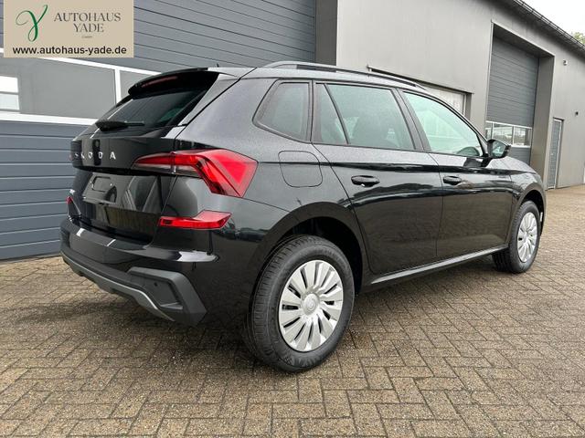 Skoda Kamiq 1.0 TSI 115PS DSG Selection Matrix-LED Sitzheizung Garantieverlängerung Klimaautomatik Parksensoren Skoda-Radio drahtlos Apple CarPlay + Android Auto Digital Cockpit Tempomat abg.Scheiben 