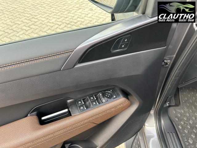 Volkswagen / Amarok / Grau / / / PanAmericana 3.0 TDI V6 4MOTION / AHK Navi