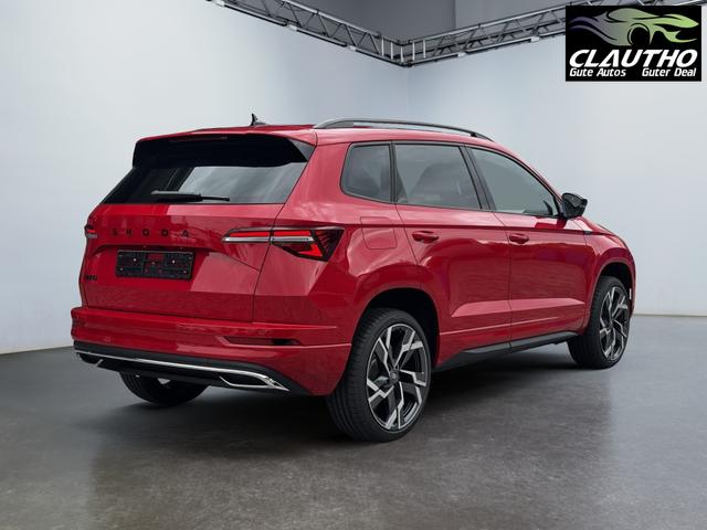 Neue Skoda Karoq Sportline top Austastung 