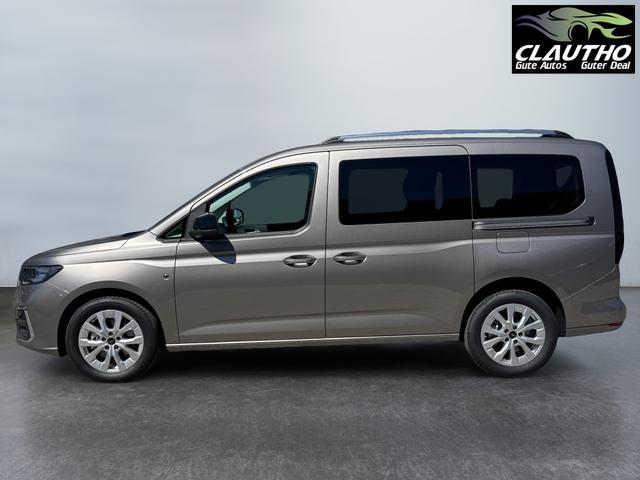 Ford Grand Tourneo Titanium
