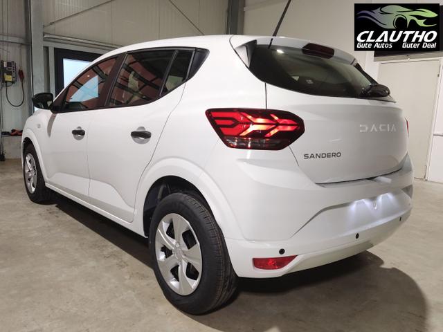 Dacia / Sandero / Weiß / / / , Beispielbilder, ggf. teilweise mit Sonderausstattung