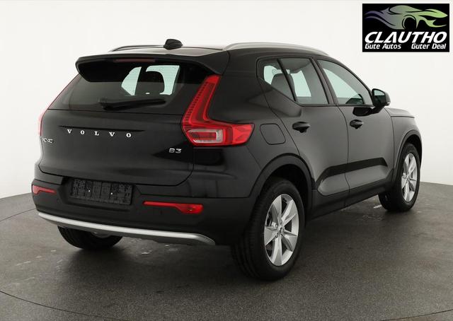 Volvo XC40 Core 2WD B3 Mild-Hybrid Core, Navi, LED, Winter, Kamera, el. Klappe 