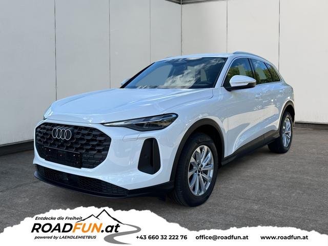 Audi Q5 - Basis AHK+NAVI+SHZ+PDC