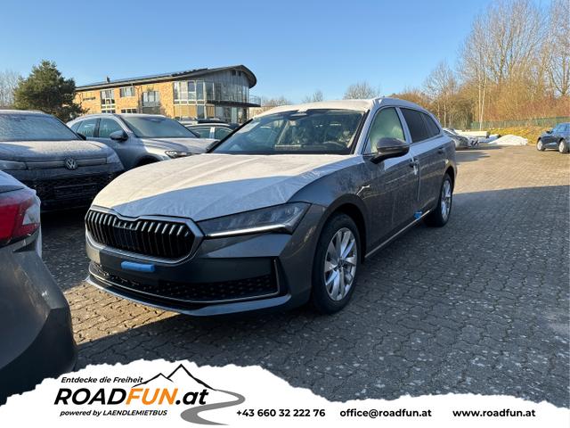 Skoda Superb Combi - Selection DSG+AHK+NAVI+EL. HECKKL.+SHZ V+H+KAMERA+LED