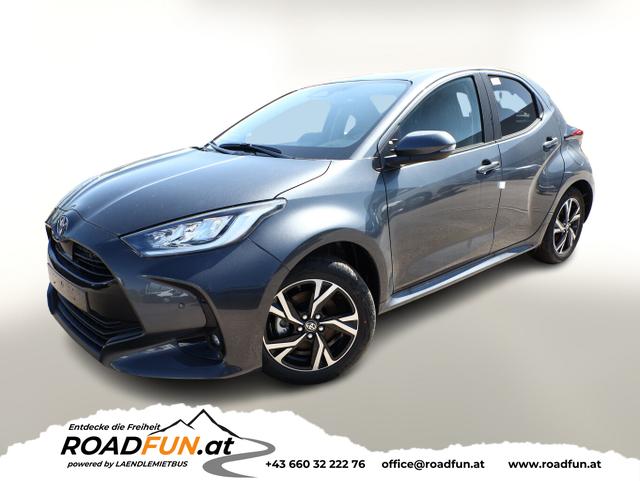 Toyota Yaris - LED DigiC Privacy ACC Kam 16"LM CarPlay