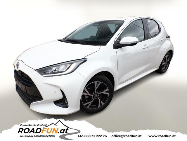 Toyota Yaris - LED DigiC Privacy ACC Kam 16"LM CarPlay