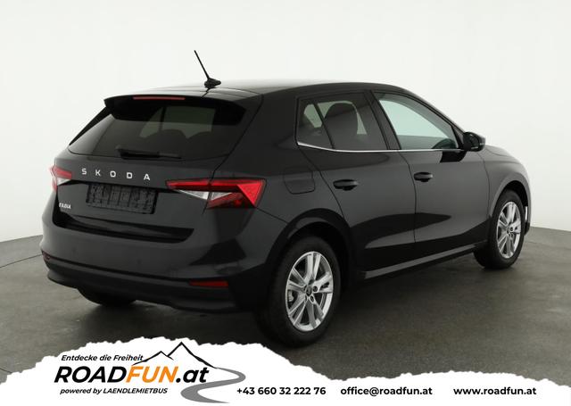 Skoda Fabia - Selection 1.0 TSI DSG 130 Jahre, LED, Kamera, ACC, Side, Ladeboden, Winter