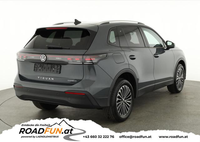Volkswagen Tiguan - 1.5 TSI eHybrid 150 kW Life DSG Life, IQ.Light, Pano, AHK, EasyOpen, AreaView, Side