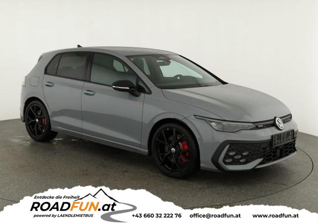 Volkswagen Golf - 2.0 TSI 195 kW GTI VIII DSG Black Style, Pano, Navi, Side, Matrix, AreaView, Winter, 19-Zoll