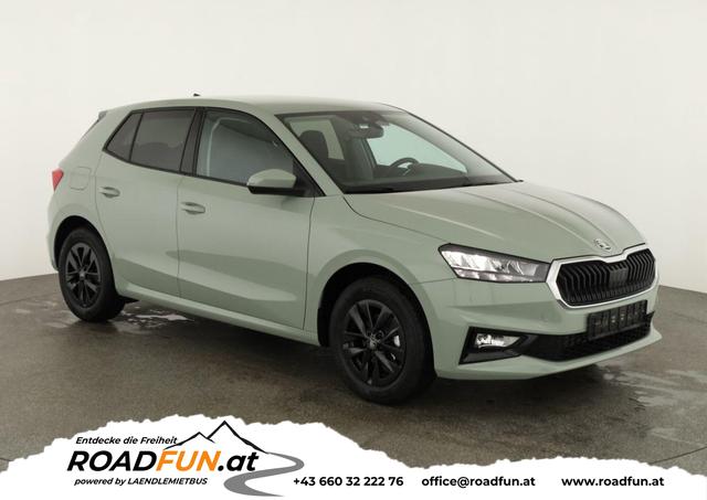 Skoda Fabia - Selection 1.0 TSI 130 Jahre, LED, Kamera, Winter, Sunset, 15-Zoll