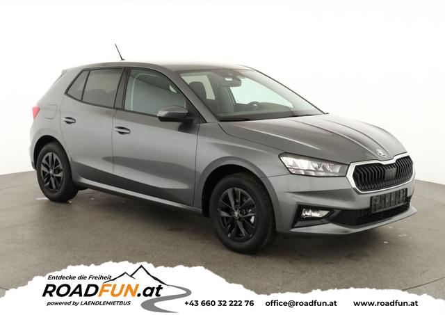 Skoda Fabia - Selection 1.0 TSI 130 Jahre, LED, Kamera, Winter, Sunset, 15-Zoll