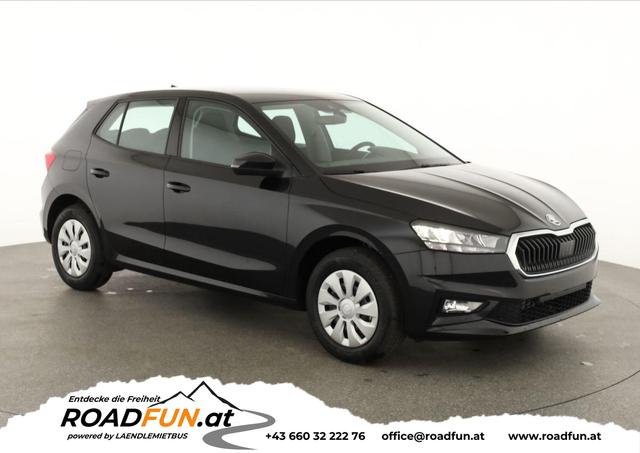 Skoda Fabia - Selection 1.0 TSI Selection, AHK, Tempomat, Ladeboden, Park, Winterpaket, SmartLink, 4-J Garantie