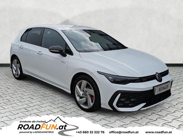 Volkswagen Golf - 2.0 TSI 195 kW GTI DSG BlackStyle IQ.Light Keyless